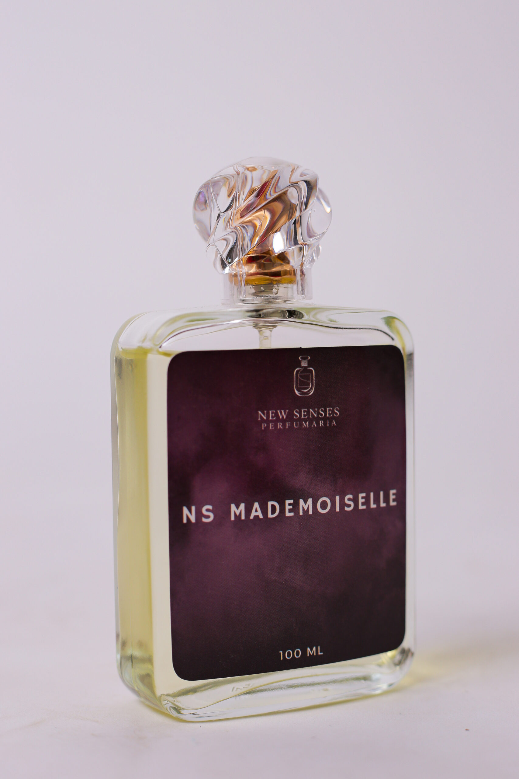 NS Mademoiselle - Imagem 3
